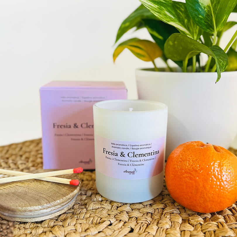 Vela de Fresia y Mandarina